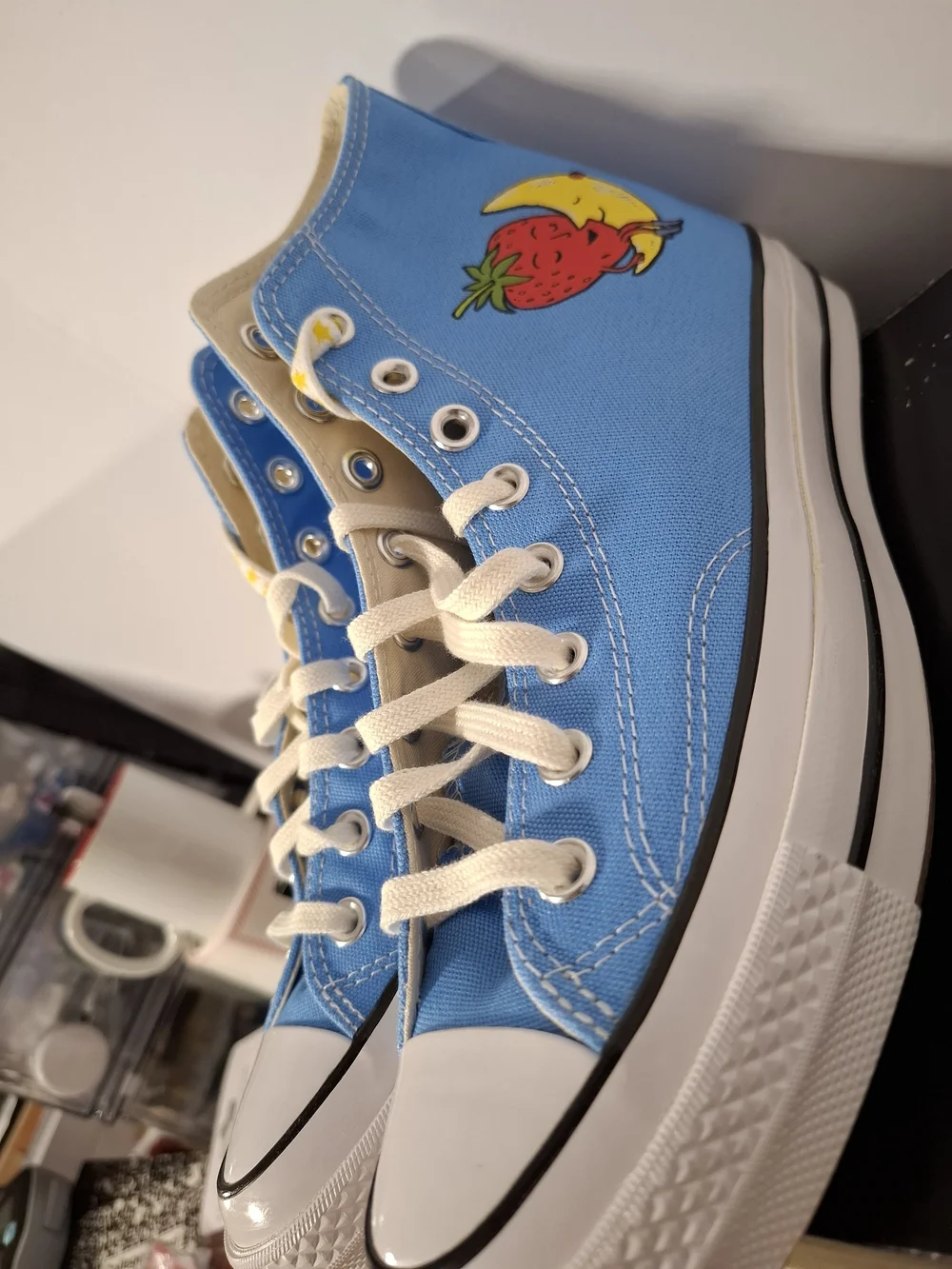 Converse Kids Low-Top Canvas Sneakers in Sky Blue and White